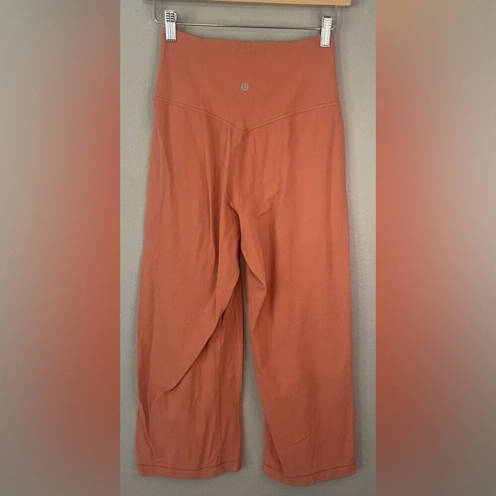 Lululemon Align Wide‎ Leg Crop Size 4 Rustic Coral - Picture 4 of 5
